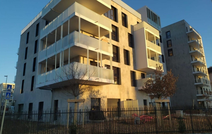 Appartement P2   FERNEY-VOLTAIRE  41 m2 293 000 € 